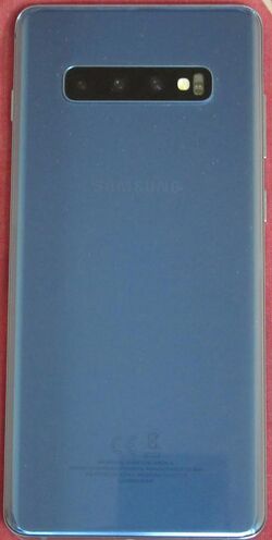 Samsung Galaxy S10+ back side Blue version.jpg