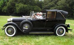 1928 Lincoln Holbrook Fully-Collapsible Cabriolet (5960260302).jpg