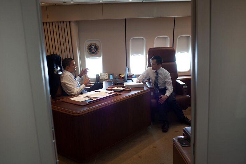 File:Air Force One Office Obama Kucinich.jpg