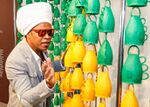 Carlinhos Brown com Caxirolas.jpg