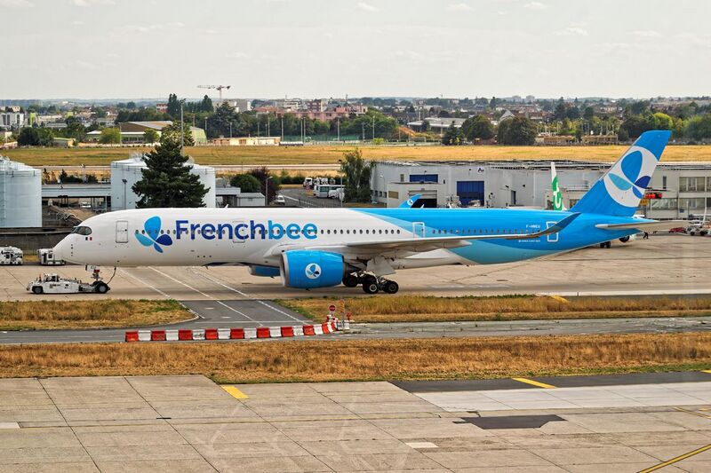 File:F-HREU - Airbus A350-941 - French Bee (44204798551).jpg
