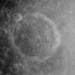Glazenap crater AS17-M-0221.jpg