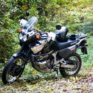 Honda Africa Twin XRV750T.jpg