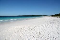 Hyams Beach, Jervis Bay, Australia.jpg