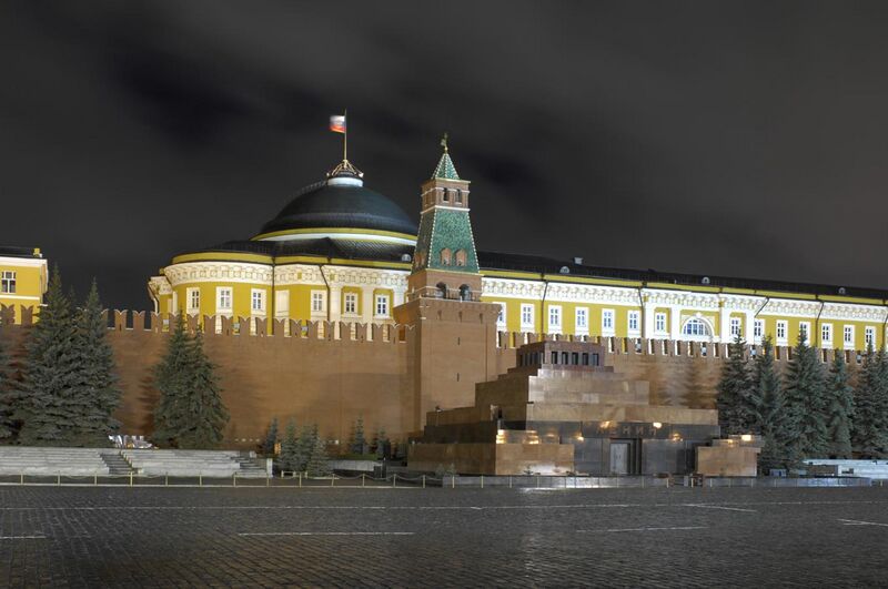 File:Russia-2007-Moscow-Kremlin Senate at night.jpg