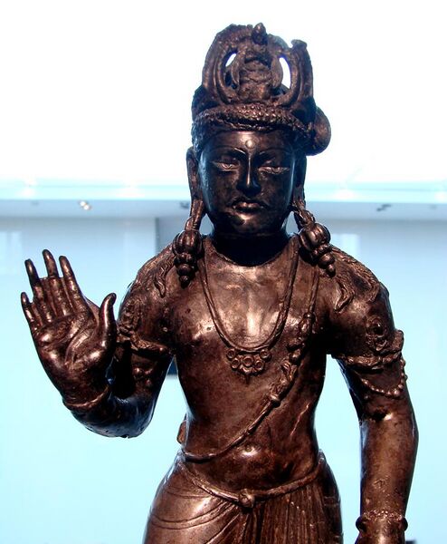 File:Avalokitesvara Gandhara Musée Guimet 2418 1.jpg