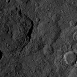 PIA19903-Ceres-DwarfPlanet-Dawn-3rdMapOrbit-HAMO-image25-20150821.jpg
