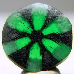 Trapiche emerald (cropped).jpg