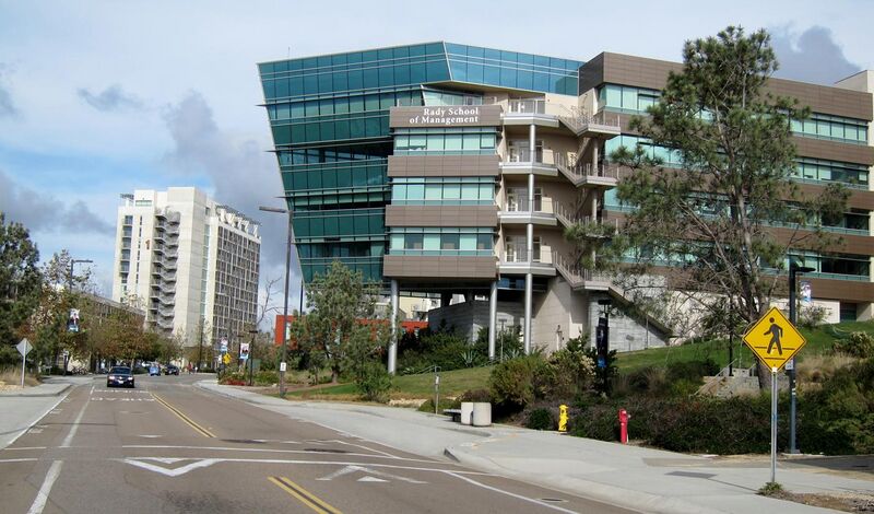 File:USCD Rady School of Management and The Village West Building 1 Dormitory, La Jolla, CA, USA - panoramio (1).jpg