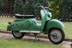 Zündapp Bella R 154 (2008-05-21) Seitenansicht ret.jpg