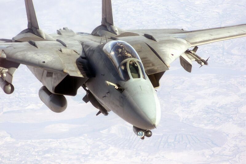 File:F-14 Tomcat preparing to refuel.jpg