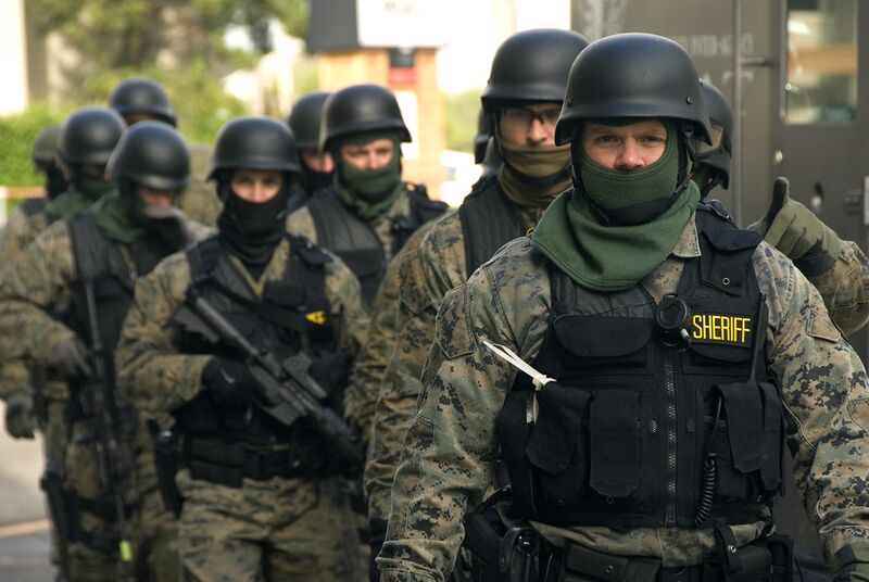 File:SWAT team prepared (4132135578).jpg