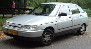 Lada 112 wiki.jpg