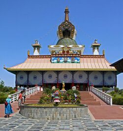 Lumbini-64-deutscher Tempel-2013-gje.jpg