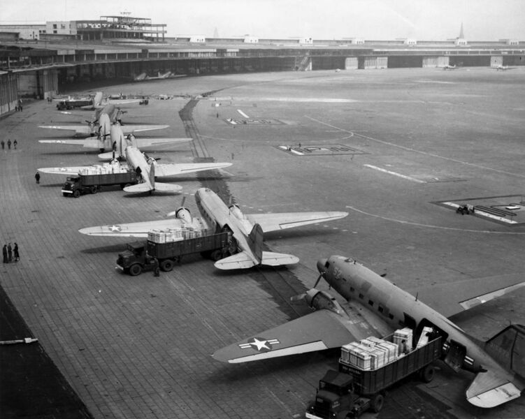 File:C-47s at Tempelhof Airport Berlin 1948.jpg