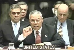 Colin Powell anthrax vial. 5 Feb 2003 at the UN.jpg