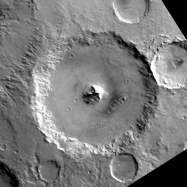 File:Li Fan crater f526a31.jpg