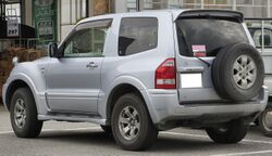 Mitsubishi V68W Pajero Short-Body EXCEED 3200 DI-D Rear.JPG