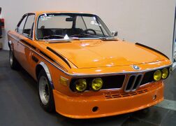 BMW 30 CSL 1973 orange vr TCE.jpg
