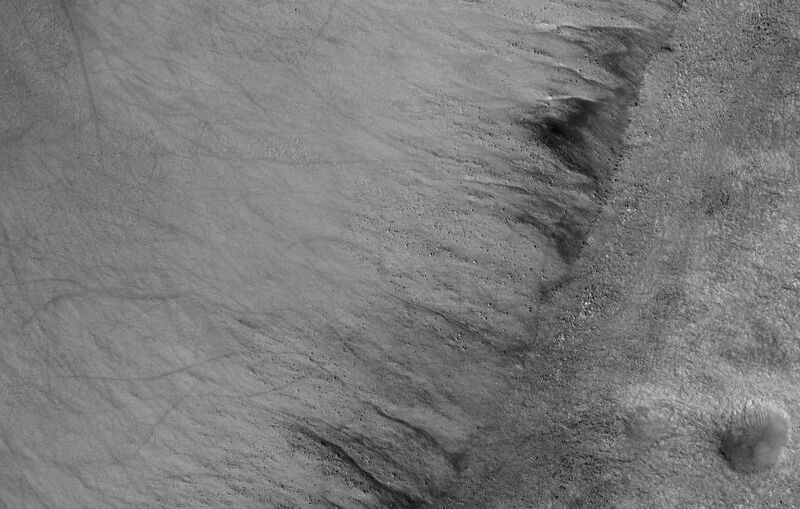 File:Close-up of Green Crater Gullies.JPG