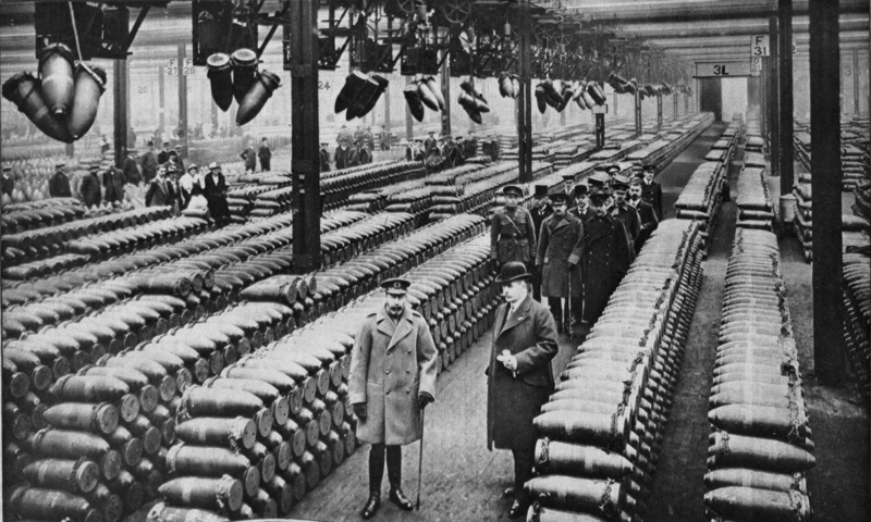 File:King George V and officials inspecting munitions factory in 1917.PNG