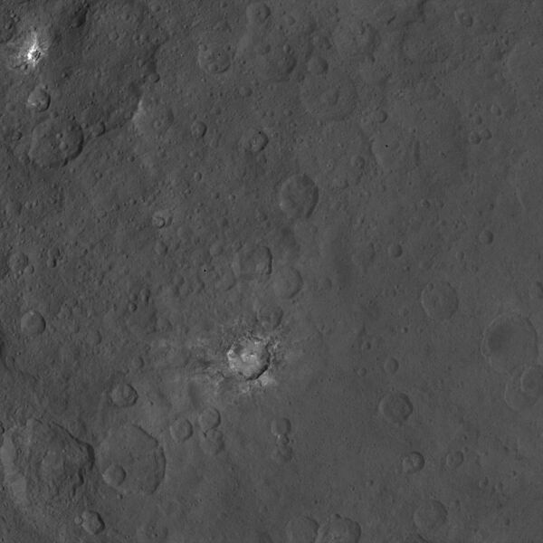 File:PIA19582-Ceres-DwarfPlanet-Dawn-2ndMappingOrbit-image14-20150609.jpg