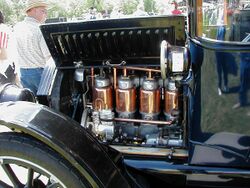 1917 Cadillac.jpg