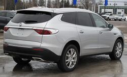 2022 Buick Enclave Premium AWD in Quicksilver Metallic, Rear Right, 12-25-2021.jpg