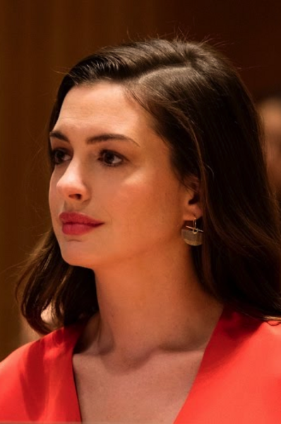 File:Anne Hathaway in 2017.png