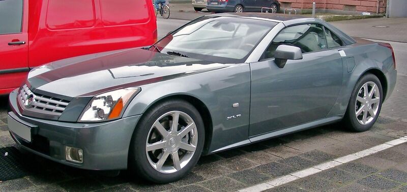 File:Cadillac XLR front 20080409.jpg