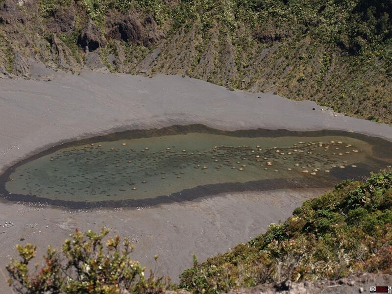 File:Diego de la Haya Lagoon, Irazu Volcano, Costa Rica - Daniel Vargas.jpg