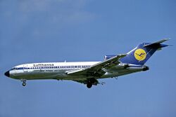 Lufthansa Boeing 727-30C Fitzgerald.jpg