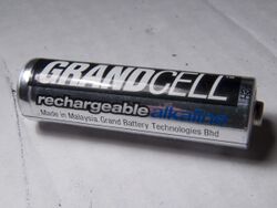 Rechargeable alkaline battery.jpg