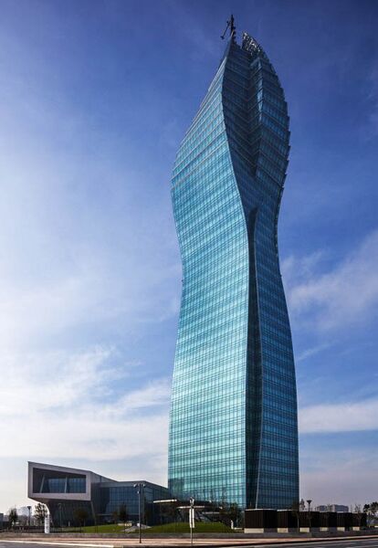 File:SOCAR Tower 1.jpg