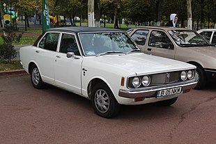 1972 Toyopet Corona 1700 in Bucharest (2022).jpg