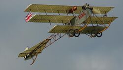 Avro Triplane repro.jpg