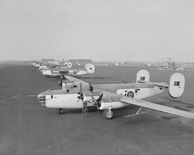 File:American Aircraft in Royal Air Force Service 1939-1945- Consolidated Model 32 Liberator. CH18035.jpg