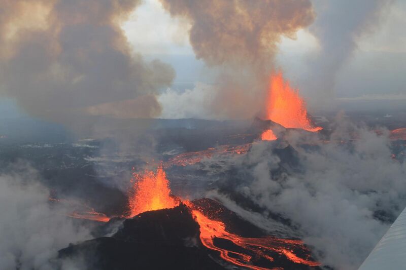 File:Bárðarbunga Volcano, September 4 2014 - 15145866372.jpg