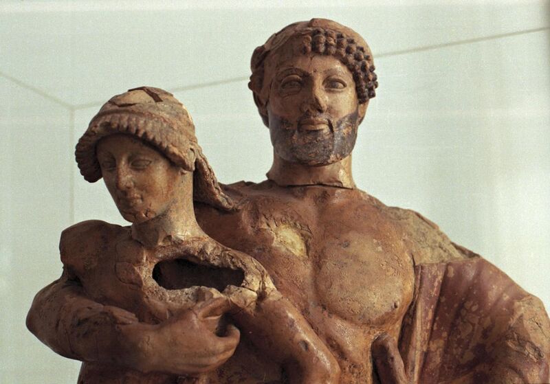File:Zeus abducts Ganymede, large terracotta, before 470 BC, AM Olympia, Olym26.jpg