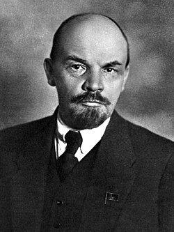 Lenin in 1920 (cropped).jpg