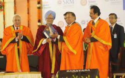 The Prime Minister, Dr. Manmohan Singh being presented a memento by the President of ISCA, Prof. K.C. Pandey, at the inauguration of the 98th Indian Science Congress, in Chennai on January 03, 2011.jpg