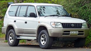 1998 Toyota Land Cruiser Prado (VZJ95R) GXL 5-door wagon (2011-03-10).jpg