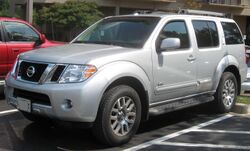 2008 Nissan Pathfinder.jpg