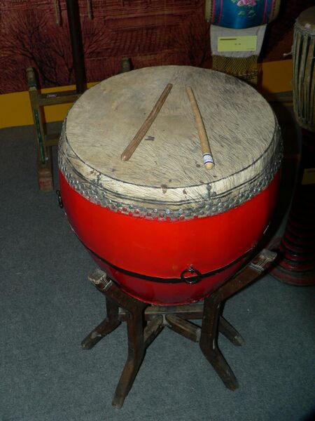 File:Chaozhou large drum 20060218.jpg