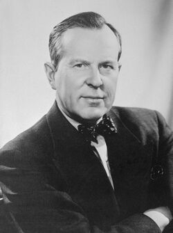 Lester Pearson 1957.jpg