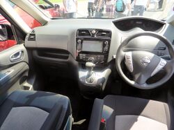 Nissan SERENA (C26) interior.jpg