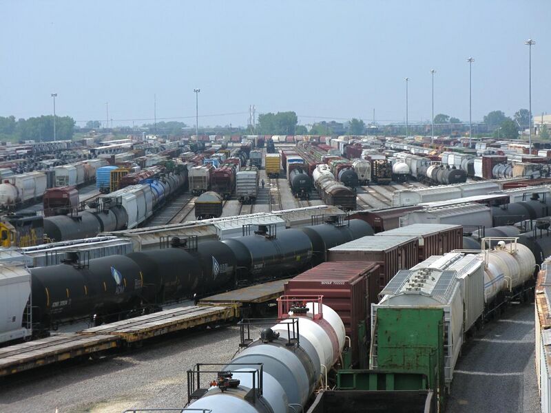 File:BNSF Railway Classification Yard, South of Galesburg, IL (3).jpg