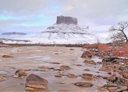 Colorado River, Convent Mesa.jpg