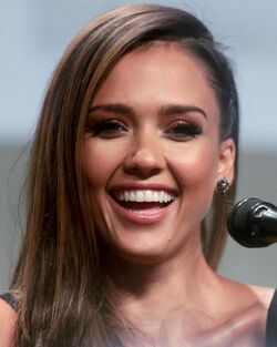 Jessica Alba SDCC 2014.jpg