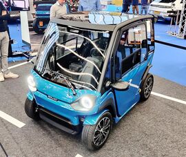 Squad Solar Car (Fully Charged 2022).jpg